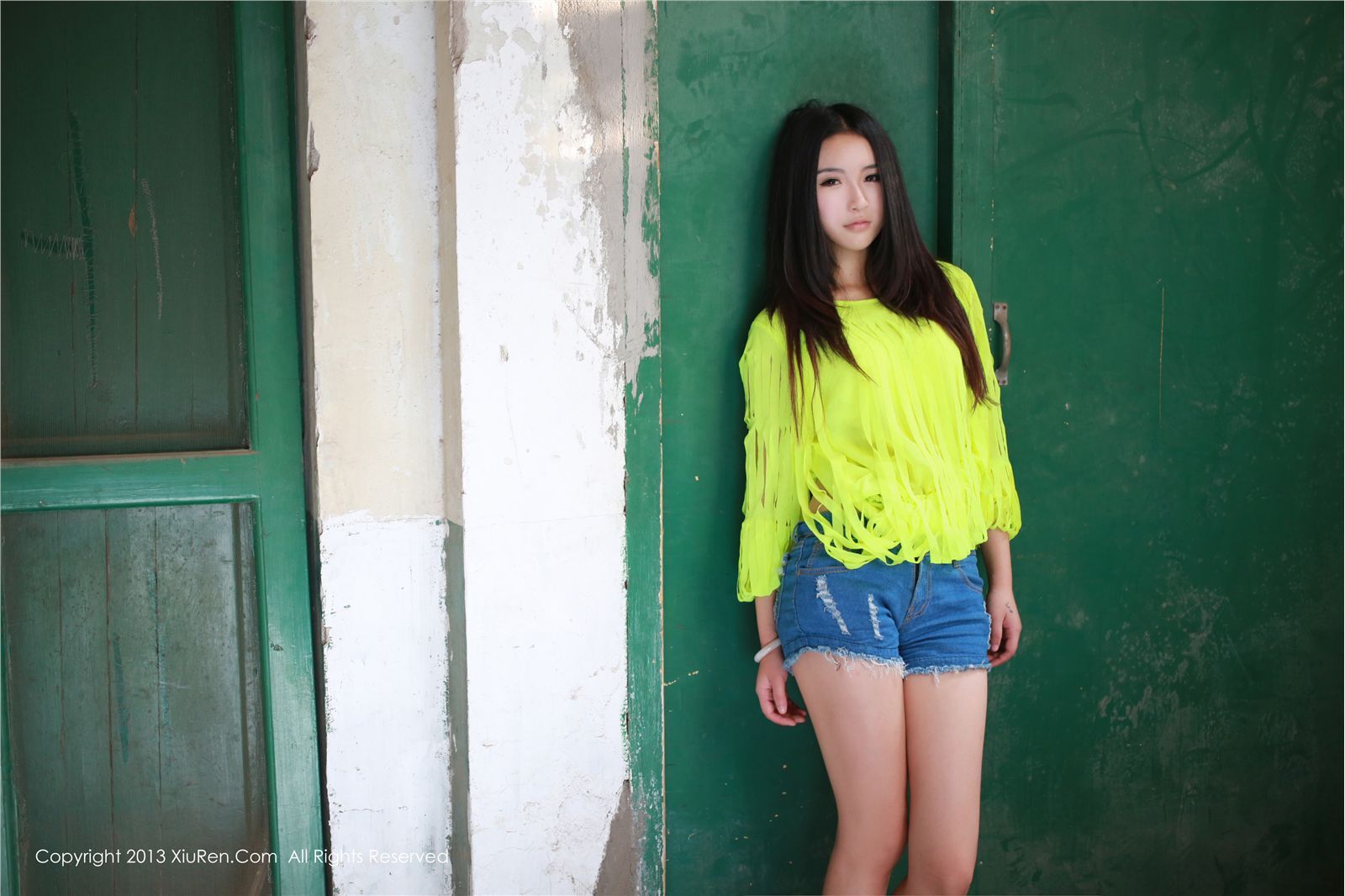 [秀人] 2013.09.24 MOON嘉依